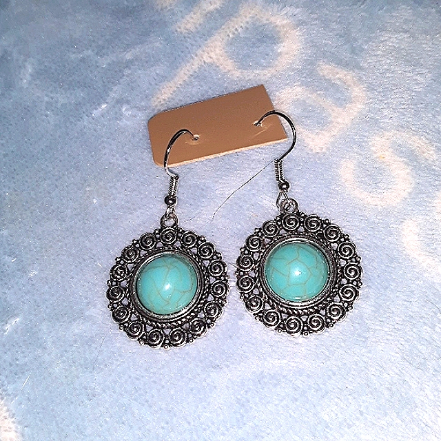 New Silver Medallia Round Earrings Turquoise Blue Color Stone Ss Natural Nwt